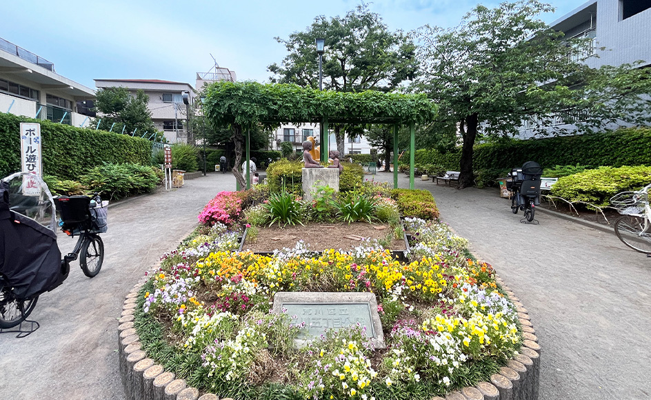 &RESORT HOUSE 日暮里Ⅲ期 周辺エリア 荒川五丁目公園（らくだ公園）